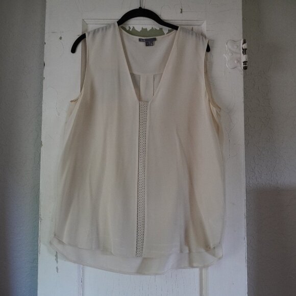 Vince. Laser cut Leather Paneled Silk Blouse Size Large - Picture 2 of 9